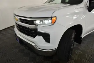 Chevrolet Silverado 1500 2024 4x4 LT 4p Cab Camioneta 5.8 ft. AB con 2FL