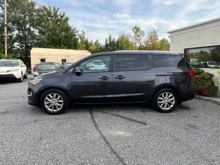 2019 Kia Sedona EX FWD