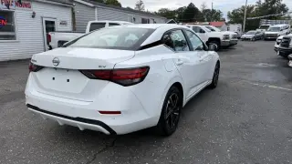 2024 Nissan Sentra SV CVT