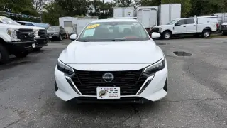 2024 Nissan Sentra SV CVT