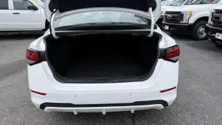 2024 Nissan Sentra SV CVT