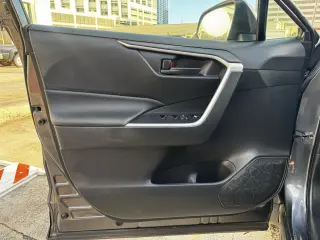 2025 Toyota RAV4 LE FWD (Natl)