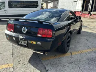 2008 Ford Mustang 2dr Cpe Premium
