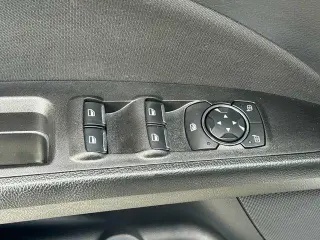 Ford Fusion 2020 SE 4dr Sedán