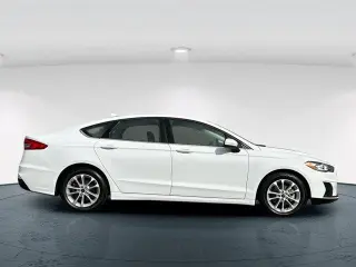 Ford Fusion 2020 SE 4dr Sedán