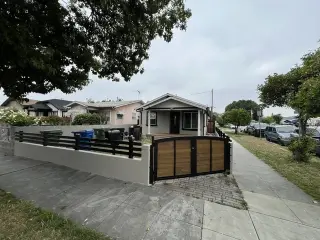 LOS ANGELES