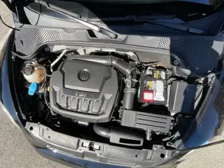 Volkswagen Escarabajo 2019 2.0T SE 2dr Coupe