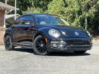 Volkswagen Escarabajo 2019 2.0T SE 2dr Coupe