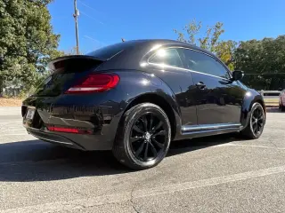 Volkswagen Escarabajo 2019 2.0T SE 2dr Coupe