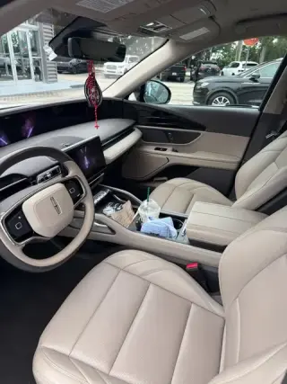 Lincoln Nautilus 2025 AWD Premiere 4dr SUV