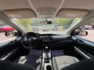 Nissan Sentra 2019 S 4dr Sedan 6M