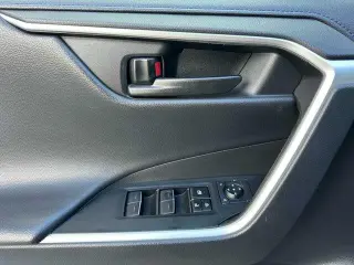 Toyota RAV4 Hybrid 2024 AWD XSE 4dr SUV