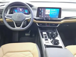Volkswagen Atlas Cross Sport 2025 SE 4dr SUV con Tecnología