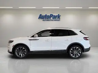 Lincoln Nautilus 2023 AWD Reserve 4p SUV