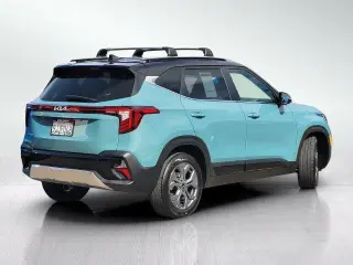 Kia Seltos 2024 S 4p SUV