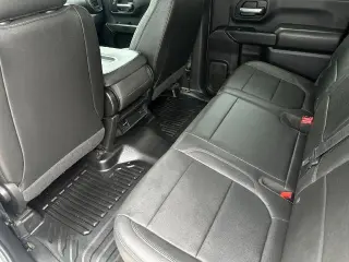 Chevrolet Silverado 2500HD 2022 4x2 Camión de Trabajo 4p Crew Cab LB