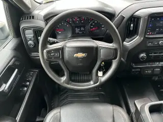 Chevrolet Silverado 2500HD 2022 4x2 Camión de Trabajo 4p Crew Cab LB