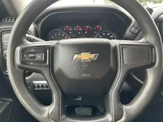 Chevrolet Silverado 2500HD 2022 4x2 Camión de Trabajo 4p Crew Cab LB