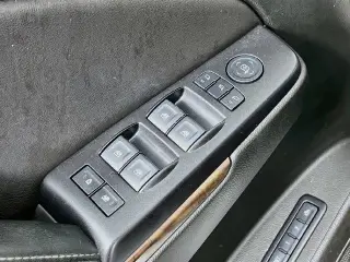 Chevrolet Suburban 2018 4x4 LT 4dr SUV