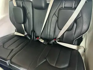 Chrysler Pacifica Plug-In Hybrid 2023 Limited 4dr Mini-Van