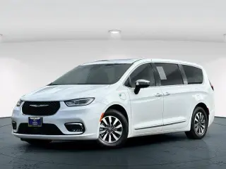 Chrysler Pacifica Plug-In Hybrid 2023 Limited 4dr Mini-Van