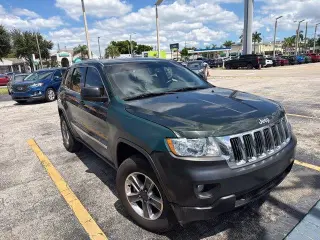 Jeep Grand Cherokee 2011 4x2 Laredo 4p SUV