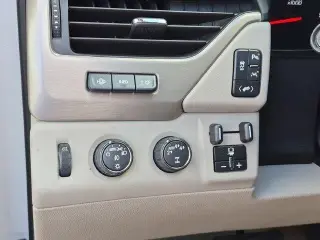 GMC Yukon 2018 4x4 Denali SUV de 4 puertas