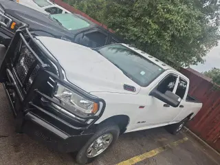 Ram 3500 2022 4x4 Tradesman 4p Puerta Crew Cab 8 ft. LB SRW Pickup