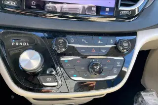 Chrysler Pacifica 2021 Touring L 4dr Mini-Van