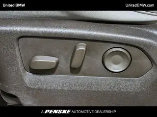 GMC Yukon 2023 4x4 SLT 4p SUV