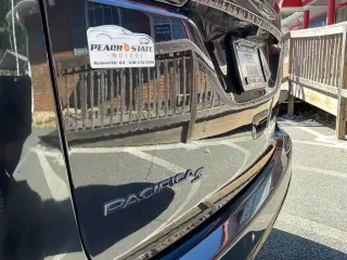 Chrysler Pacifica 2018 Limited 4dr Mini-Van
