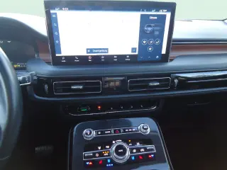Lincoln Nautilus 2023 AWD Reserve 4dr SUV