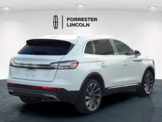 Lincoln Nautilus 2023 AWD Reserve 4dr SUV