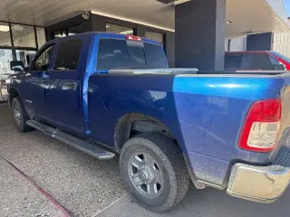 Ram 2500 2019 4x4 Tradesman 4p Cab de Tripulación 6.3 ft. SB Pickup