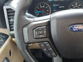 Ford F-150 2017 4x4 XLT 4dr SuperCrew 5.5 ft. SB
