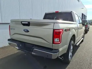 Ford F-150 2017 4x4 XLT 4dr SuperCrew 5.5 ft. SB