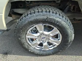 Ford F-150 2017 4x4 XLT 4dr SuperCrew 5.5 ft. SB