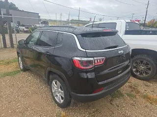 Jeep Compass 2022 Latitude 4dr SUV