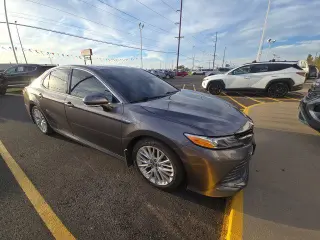 Toyota Camry Hybrid 2020 XLE 4dr Sedán