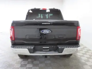 Ford F-150 2024 4x4 XLT 4 puertas SuperCrew 5.5 pies SB