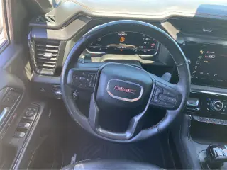 GMC Sierra 1500 2024 4x4 AT4 4dr Crew Cab 5.8 ft. SB