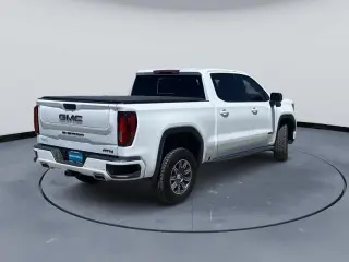 GMC Sierra 1500 2024 4x4 AT4 4dr Crew Cab 5.8 ft. SB