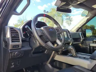Ford F-150 2019 4x4 Raptor 4dr SuperCrew 5.5 ft. SB