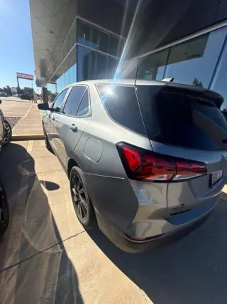 Chevrolet Equinox 2023 4x4 LS 4dr SUV con 1LS