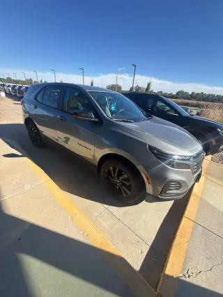 Chevrolet Equinox 2023 4x4 LS 4dr SUV con 1LS