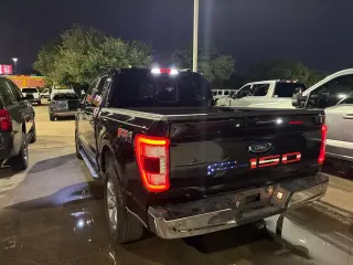 Ford F-150 2022 4x4 Lariat 4dr SuperCrew 5.5 ft. SB