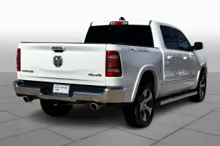 Ram 1500 2020 4x4 Laramie 4dr Crew Cab 5.6 ft. SB Pickup