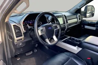Ford F-250 Super Duty 2020 4x4 Lariat 4dr Crew Cab 6.8 ft. SB Pickup