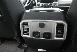 Ford F-250 Super Duty 2022 4x4 Lariat 4dr Crew Cab 8 ft. LB Pickup