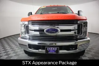 Ford F-350 Super Duty 2019 4x4 XL 4p Crew Cab 8 ft. LB SRW Pickup